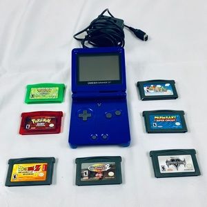 **SOLD**Nintendo Gameboy SP Bundle
